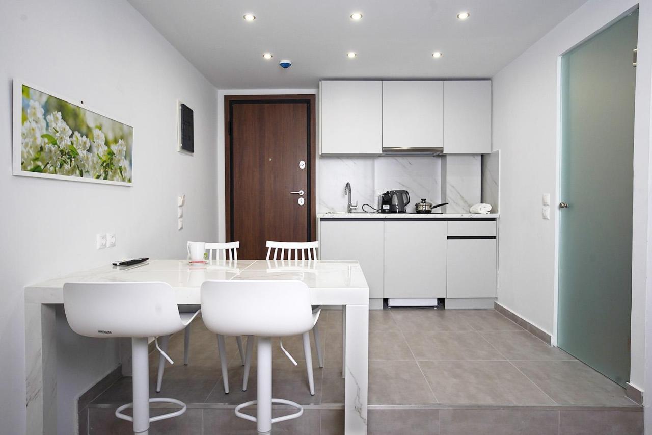 Tip - Top Suites Athènes Extérieur photo