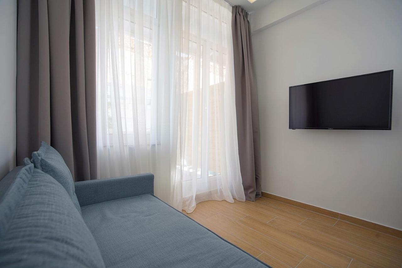 Tip - Top Suites Athènes Extérieur photo