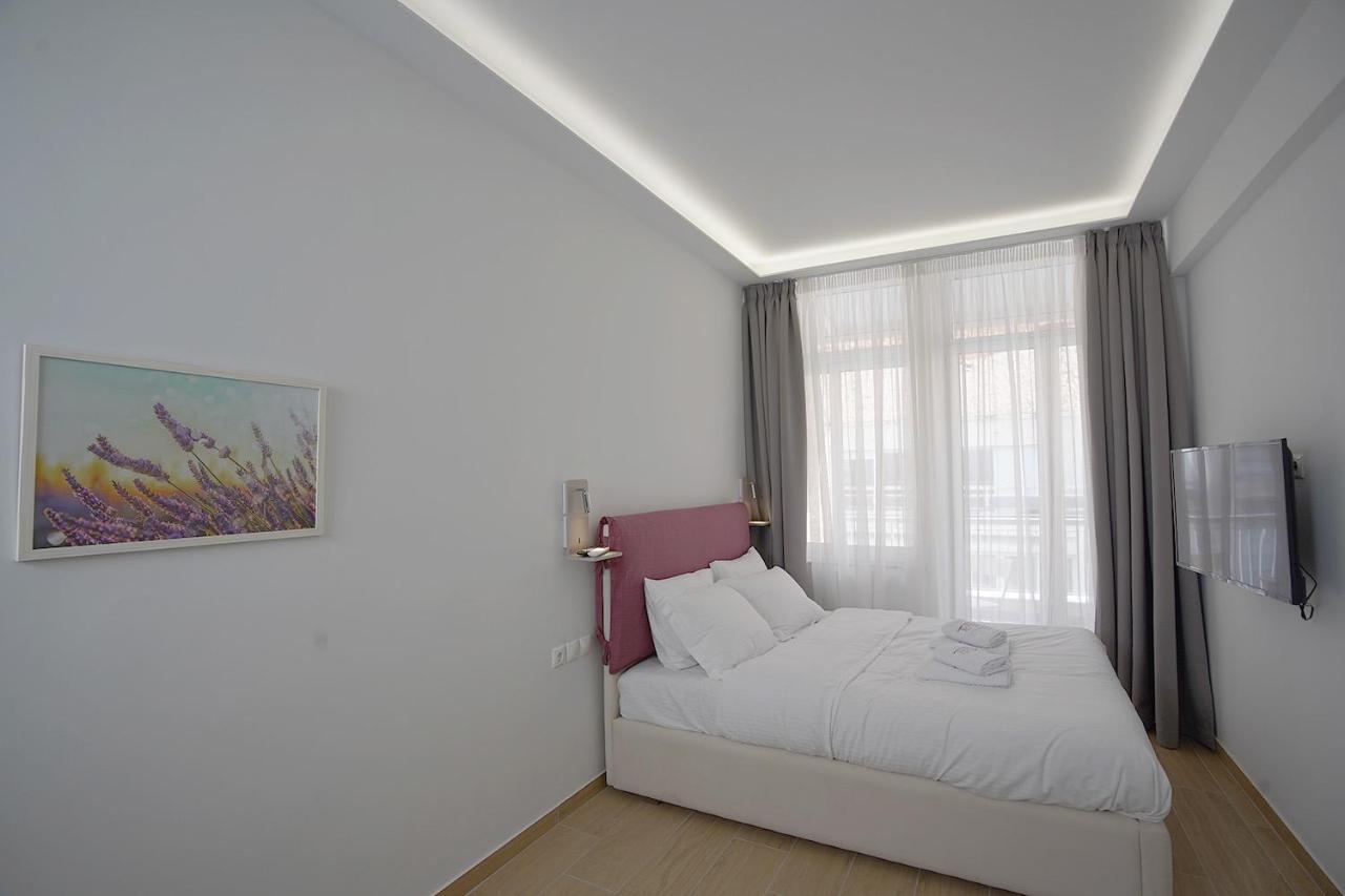 Tip - Top Suites Athènes Extérieur photo
