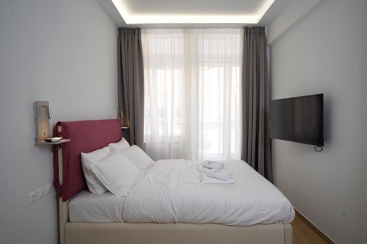 Tip - Top Suites Athènes Extérieur photo