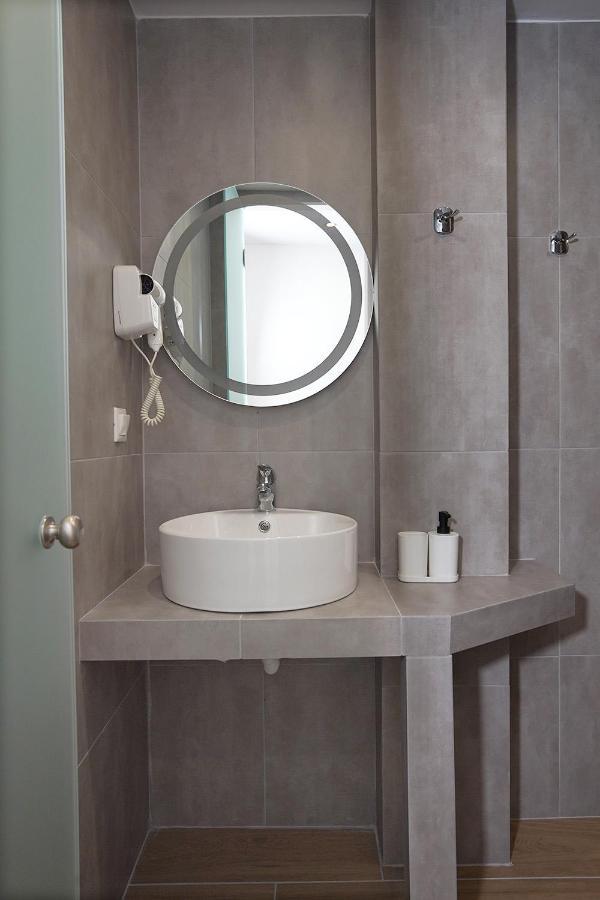 Tip - Top Suites Athènes Extérieur photo