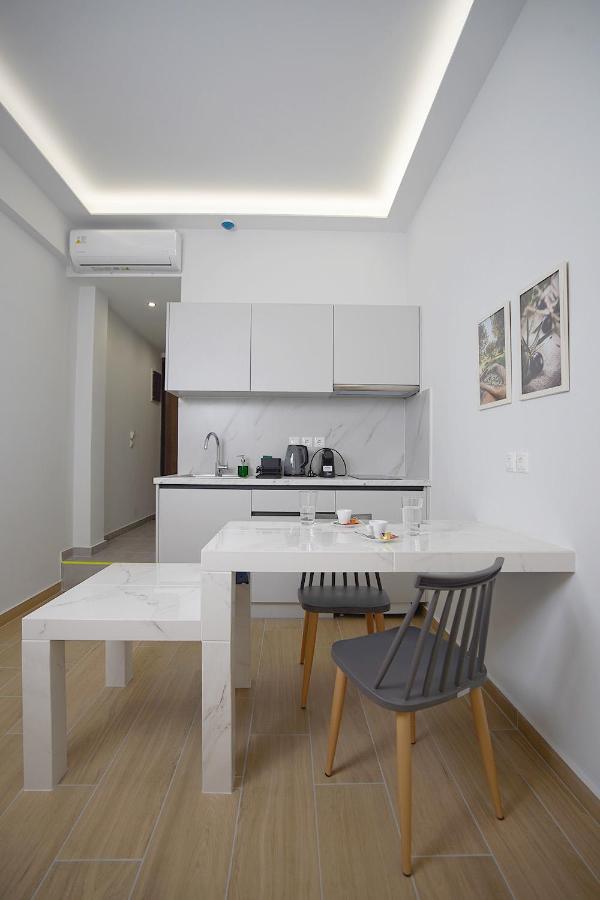 Tip - Top Suites Athènes Extérieur photo