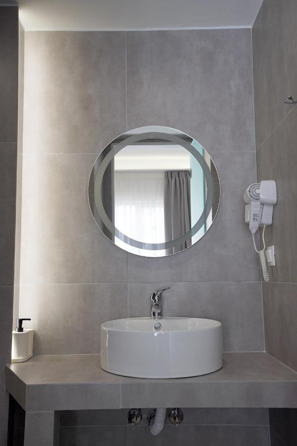 Tip - Top Suites Athènes Extérieur photo