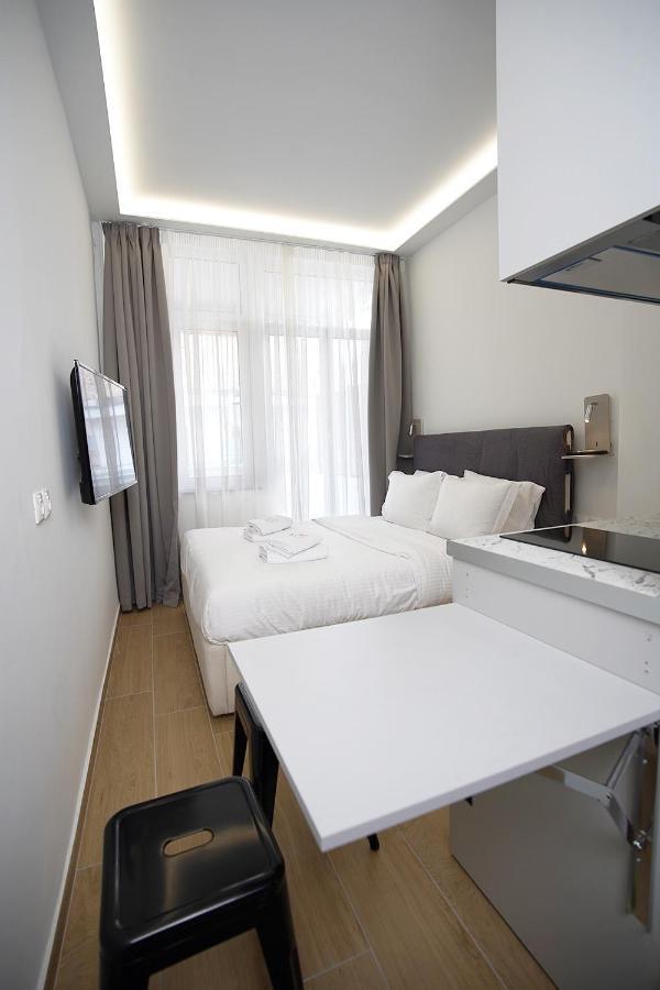 Tip - Top Suites Athènes Extérieur photo